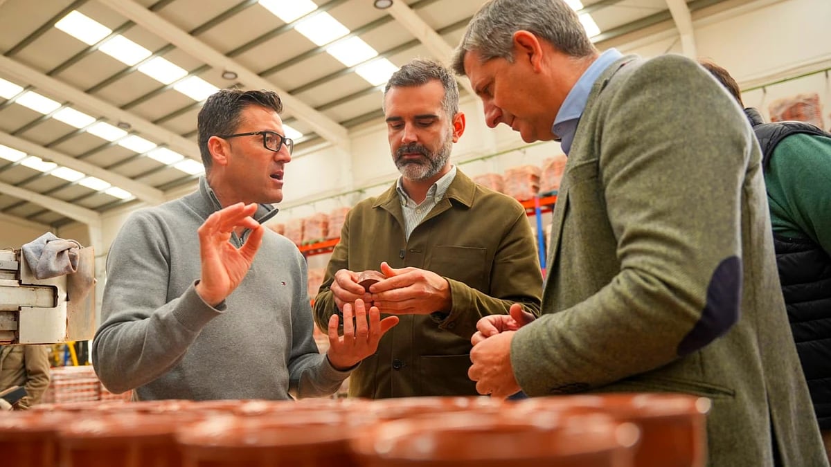 Fernández-Pacheco resalta el respaldo de la Junta al estímulo empresarial en las zonas rurales a través de los fondos Leader